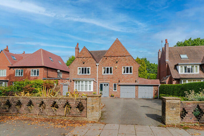 5 Bedroom Detached House For Sale In Reddings Road, Moseley, B13