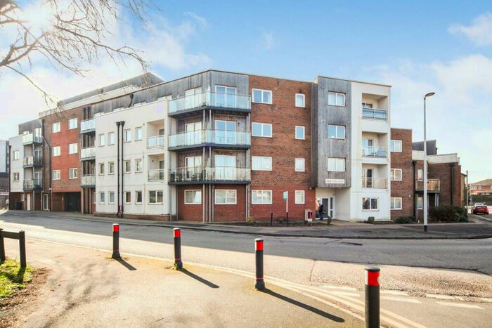 1 Bedroom Flat To Rent In Dudley Street, Luton, LU2