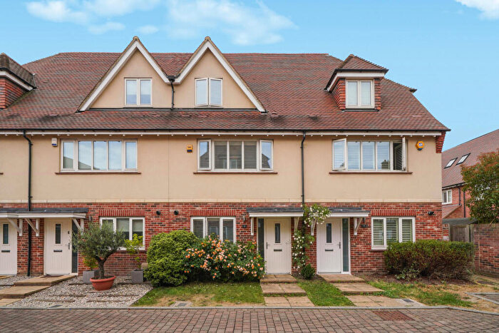 3 Bedroom Terraced House For Sale In Quartermaster Lane, Millbrook Park, NW7