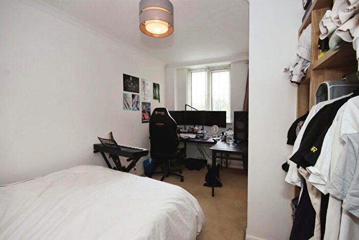 1 Bedroom Apartment For Sale In Bridge Street, Northampton, NN1