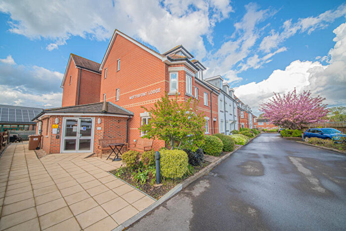 1 Bedroom Retirement Property For Sale In Mottisfont Lodge, Alma Road, Romsey, Hampshire, SO51