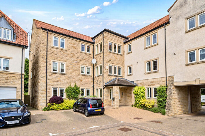 2 Bedroom Flat For Sale In Micklethwaite Grove, Wetherby, West Yorkshire, LS22