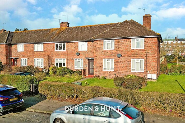 1 Bedroom Apartment To Rent In Torrington Drive, Loughton, IG10