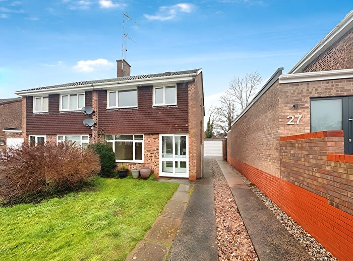 3 Bedroom Semi Detached House For Sale In Stapleton Close, Winyates, Redditch, B98