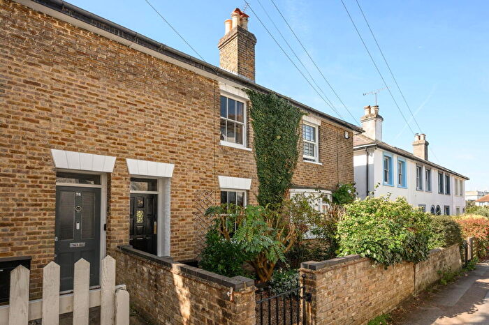 2 Bedroom Terraced House For Sale In Church Walk, Leatherhead, KT22