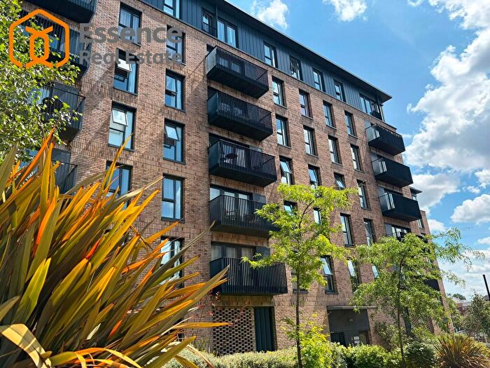 2 Bedroom Apartment For Sale In Lexington Garden, Park Central, B15