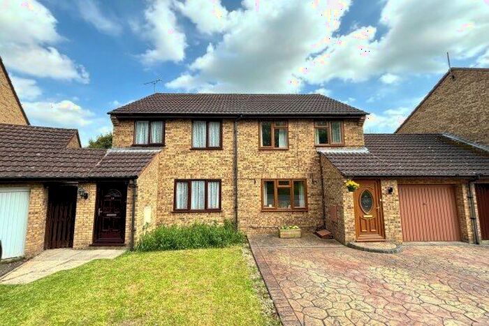 3 Bedroom Semi-Detached House To Rent In Bishops Itchington, Southam, CV47