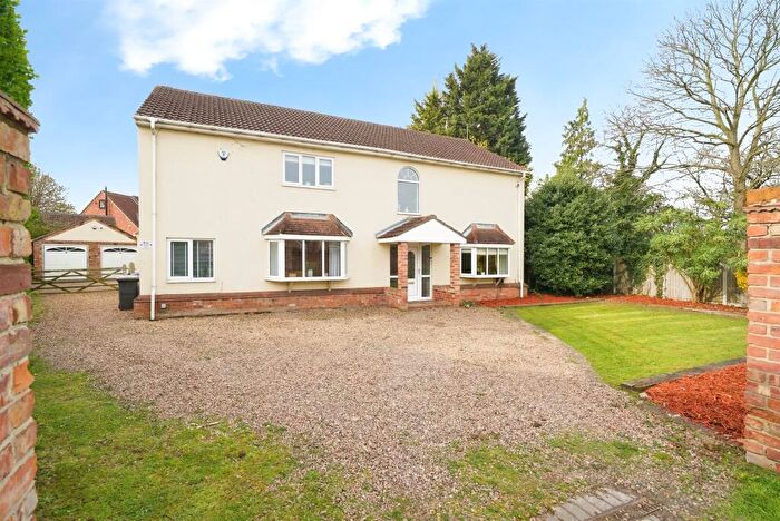 4 Bedroom Detached House For Sale In Old Epworth Road, Hatfield, Doncaster, DN7