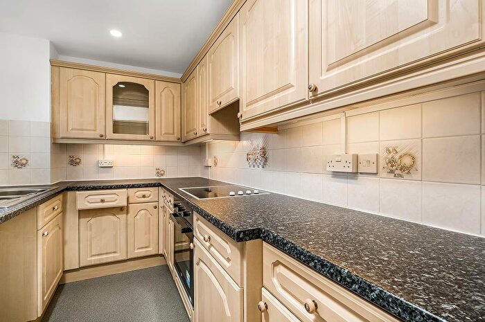 2 Bedroom Flat To Rent In Churchill Court, Wilton, SP2