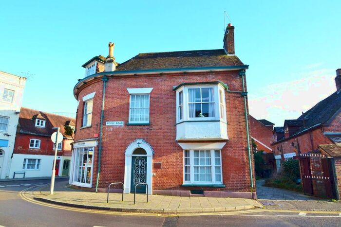 2 Bedroom Flat To Rent In Wimborne, BH21