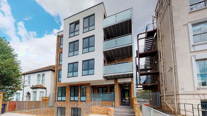 1 Bedroom Flat To Rent In Lennard Road Croydon, CR0