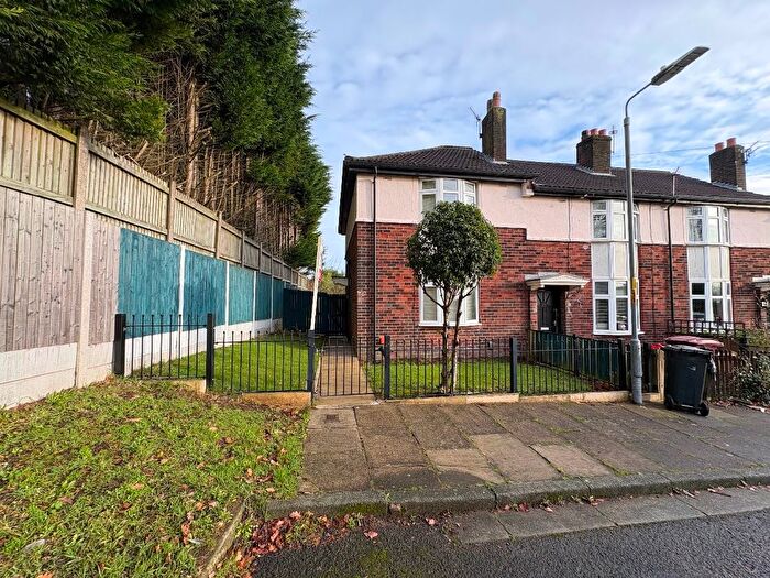 2 Bedroom Semi-Detached House To Rent In Oldhams Terrace, Bolton, BL1