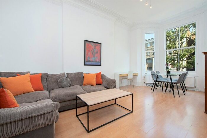 2 Bedroom Flat To Rent In Philbeach Gardens, London, SW5