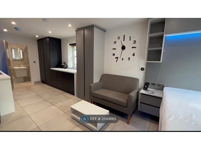 Studio To Rent In Berry Street, Coventry, CV1