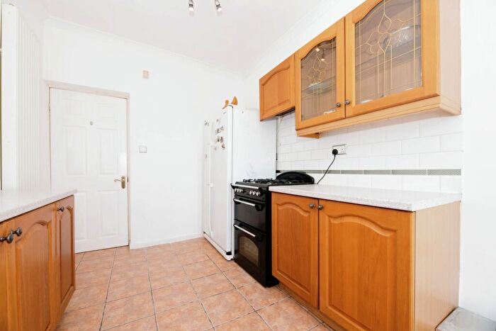 2 Bedroom Terraced House For Sale In Alberta Avenue, Sutton, SM1