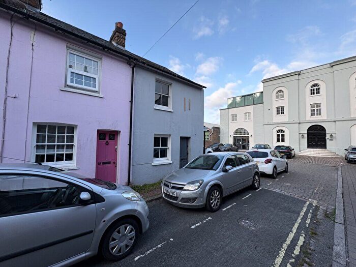 2 Bedroom Terraced House To Rent In Thomas Street, Lewes, East Sussex, BN7