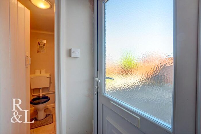 3 Bedroom Semi Detached House For Sale In Tower Road, Hartshorne, DE11