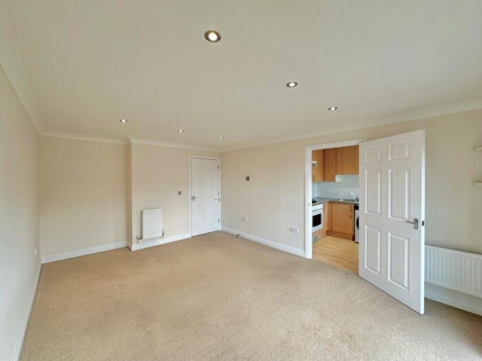 2 Bedroom Apartment To Rent In Queensbury Lane, Monkston Park, Milton Keynes, MK10