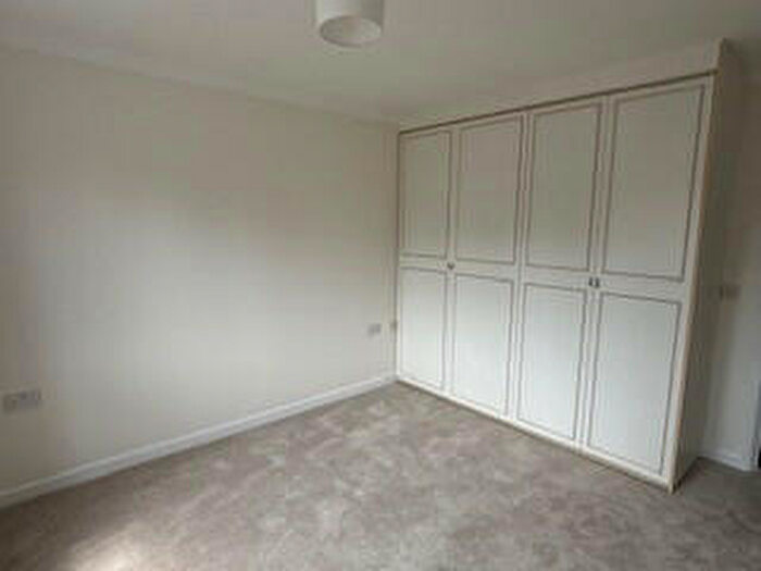 2 Bedroom Bungalow For Sale In Epsom, Surrey, KT18