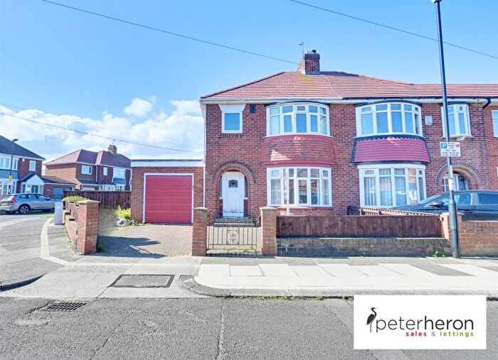 3 Bedroom Semi-Detached House For Sale In Kirkstone Avenue, Fulwell, Sunderland, SR5
