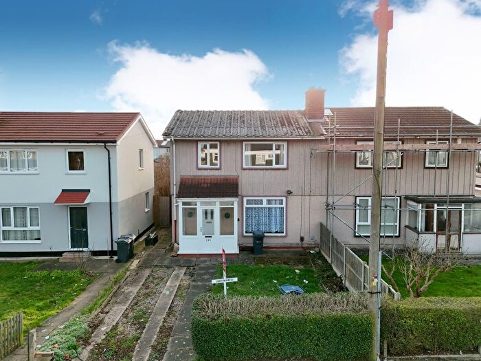 3 Bedroom Semi Detached House For Sale In Horrell Road, Yardley, Birmingham, B26