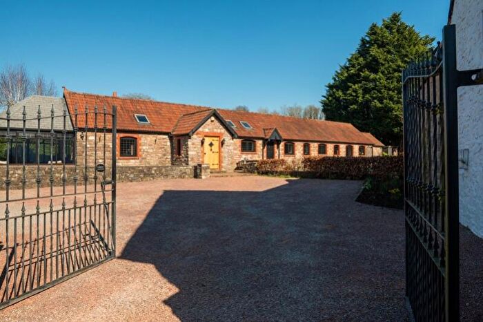 4 Bedroom Detached House For Sale In Manor Farm, Crick, NP26