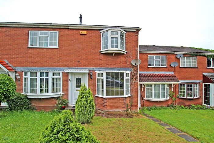 2 Bedroom Town House To Rent In Cornell Drive, Arnold, Nottingham, NG5