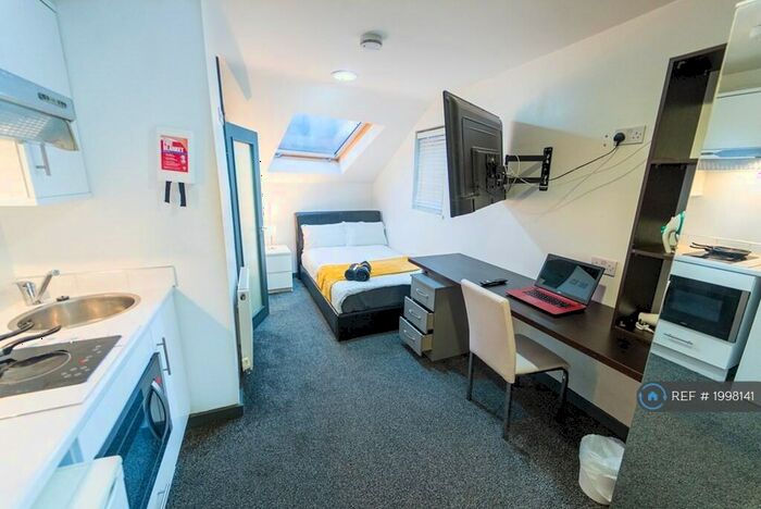 Studio To Rent In Dale Road, Birmingham, B29