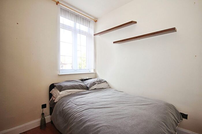 1 Bedroom Flat For Sale In Claremont Road, Leamington Spa, CV31
