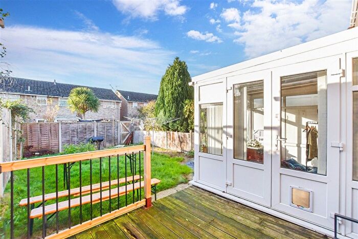 3 Bedroom Terraced House For Sale In Aldon Close, Maidstone, Kent, ME14