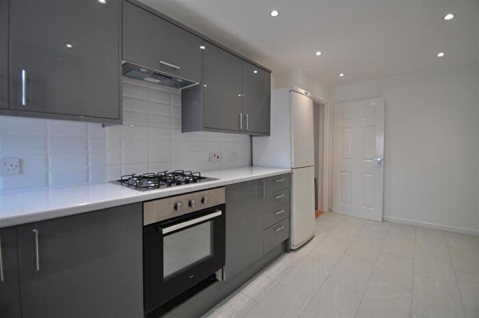 2 Bedroom Apartment To Rent In Chapel Lane, Farnborough, GU14