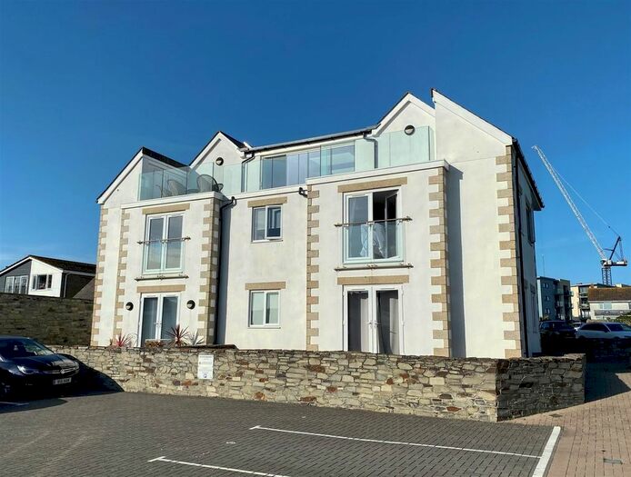 1 Bedroom Flat To Rent In Pentire Crescent, Newquay, TR7