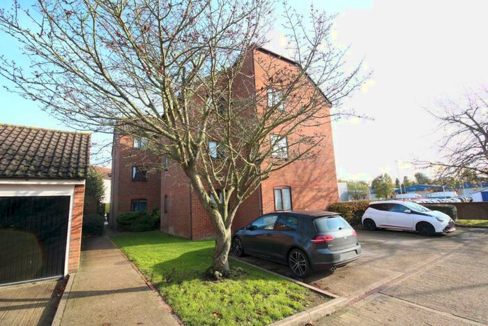 1 Bedroom Ground Flat To Rent In Haysman Close, Letchworth Garden City, SG6