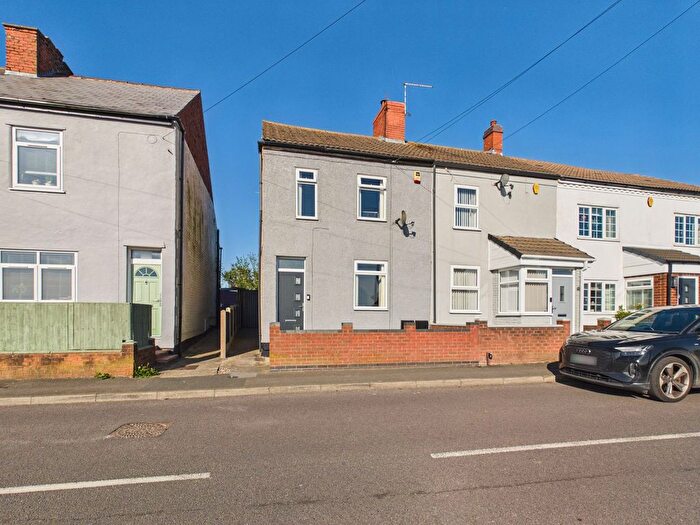 3 Bedroom Terraced House For Sale In Chesterfield Road, Huthwaite, Nottinghamshire, NG17