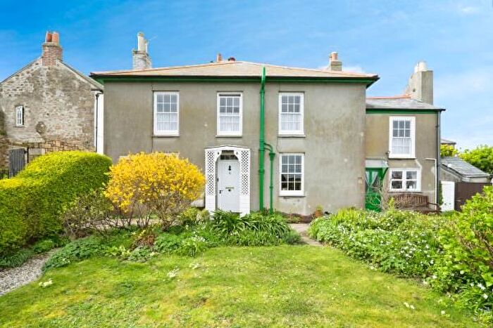 3 Bedroom End Of Terrace House For Sale In Abbey Street, Penzance, Cornwall, TR18