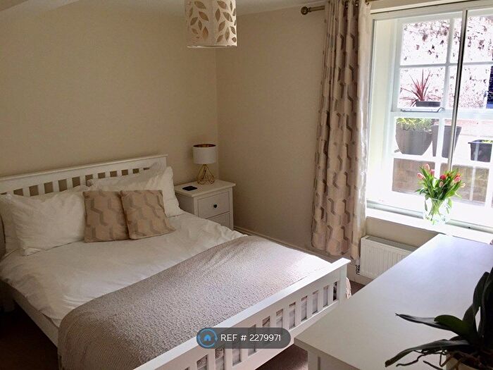 1 Bedroom Flat To Rent In North Terrace, Newcastle Upon Tyne, NE2