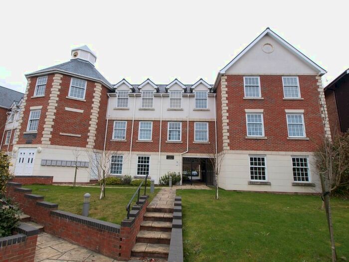 2 Bedroom Flat To Rent In The Trinity, Crown Hill, Rayleigh, SS6