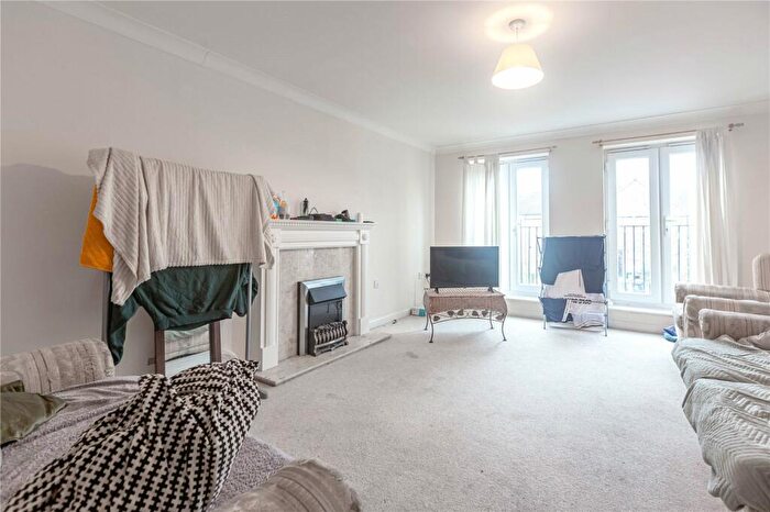 4 Bedroom Terraced House To Rent In Shakespeare Avenue, Horfield, Bristol, BS7