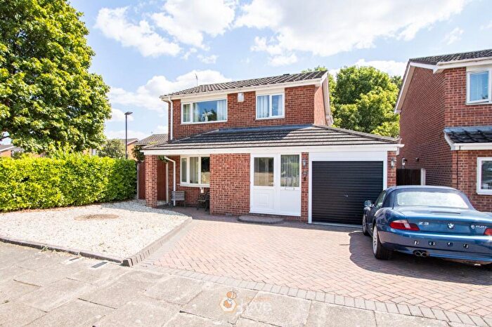 3 Bedroom Detached House For Sale In Welton Close, Bessacarr, Doncaster, DN4
