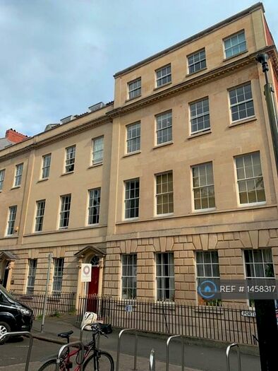 2 Bedroom Flat To Rent In Portland Square, Bristol, BS2