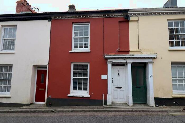 2 Bedroom Town House To Rent In Helston Road, Penryn, TR10