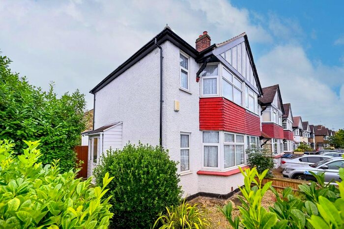 3 Bedroom End Of Terrace House To Rent In Haslemere Avenue, Mitcham, CR4