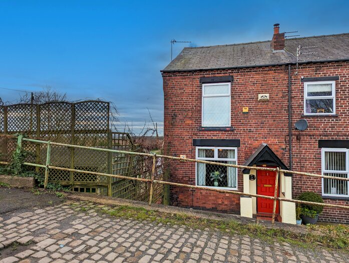 2 Bedroom End Of Terrace House For Sale In Marsland Green Lane, Leigh, Greater Manchester, M29