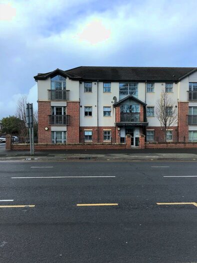 2 Bedroom Flat To Rent In Stanley Road, Liverpool, Merseyside, L5