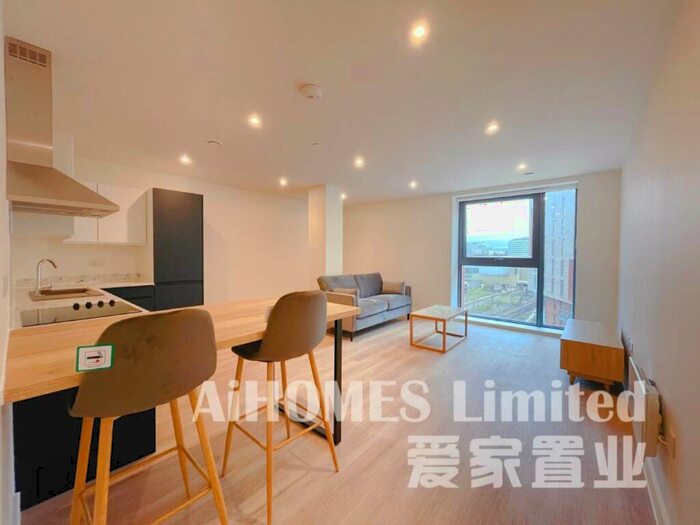 2 Bedroom Apartment To Rent In Exchange Point, New Kings Head Yard, Salford, M3