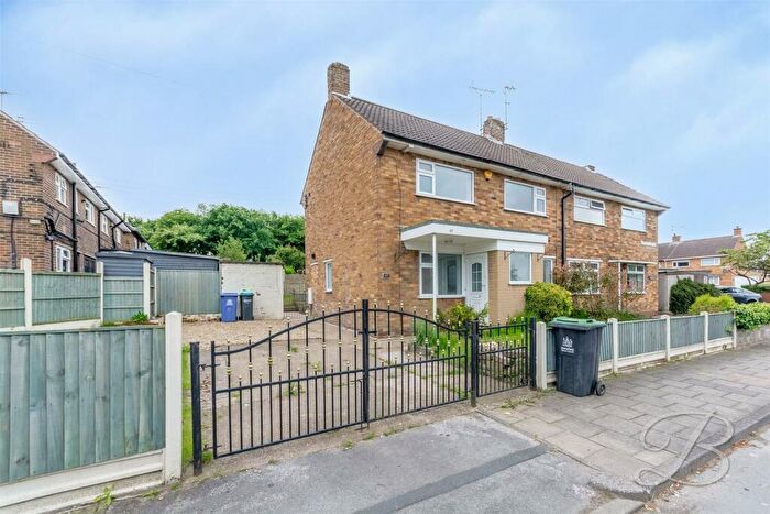 3 Bedroom Semi-Detached House For Sale In Robin Hood Avenue, Warsop, Mansfield, NG20
