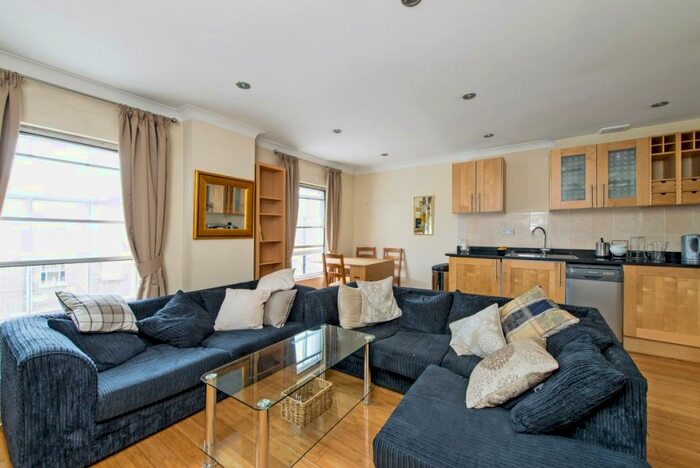 2 Bedroom Flat To Rent In Gloucester Place London, NW1