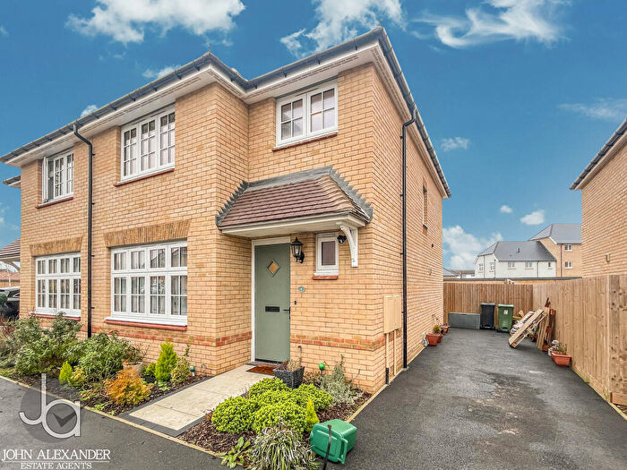 3 Bedroom Semi-Detached House For Sale In Butcher Way, Silver End, Witham, CM8