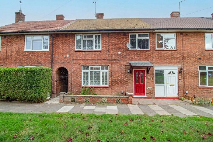 3 Bedroom Terraced House For Sale In Hayling Road, South Oxhey, Watford, WD19