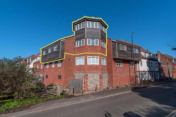 2 Bedroom Flat For Sale In Mainsail Yard, Wells-Next-The-Sea, NR23